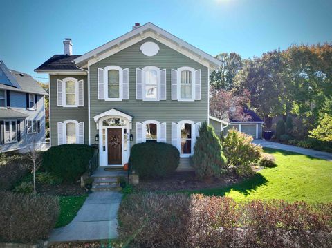 Photo of 612 Saint Lawrence Avenue, Janesville, WI 53545 (MLS # 2013611)