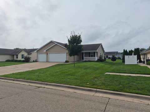 Photo of 4022 Kingsford Drive, Janesville, WI 53546 (MLS # 2030536)
