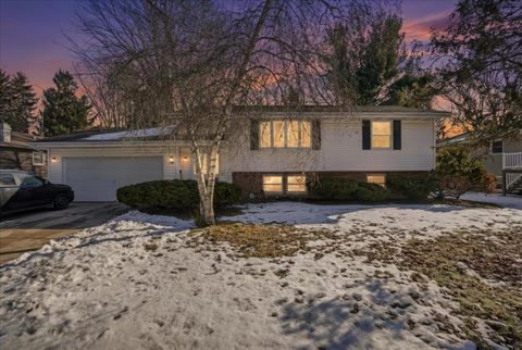 Photo of 475 S Buckingham Boulevard, Whitewater, WI 53190 (MLS # 2016578)