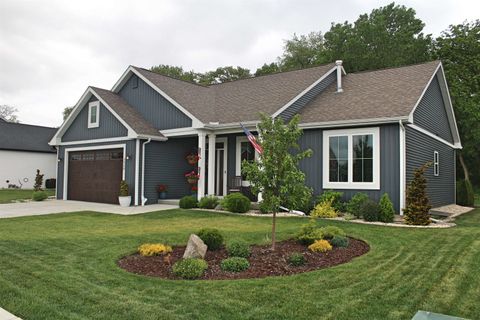 Photo of 3920 Tanglewood Place, Janesville, WI 53546 (MLS # 2023776)