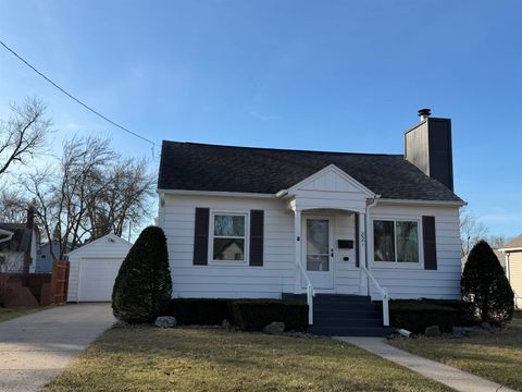 Photo of 821 Van Buren Street, Fort Atkinson, WI 53538 (MLS # 2018149)