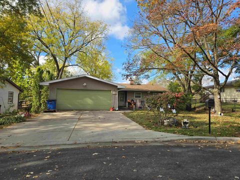 Photo of 2914 Hambrecht Road, Middleton, WI 53562 (MLS # 2013959)