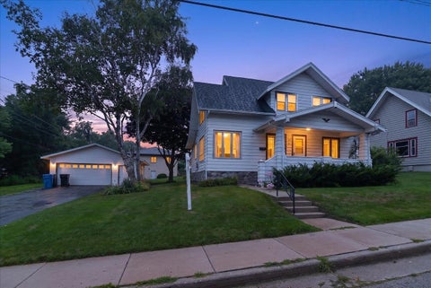 Property photo of 106 S 8th Street, Mount Horeb, WI 53572