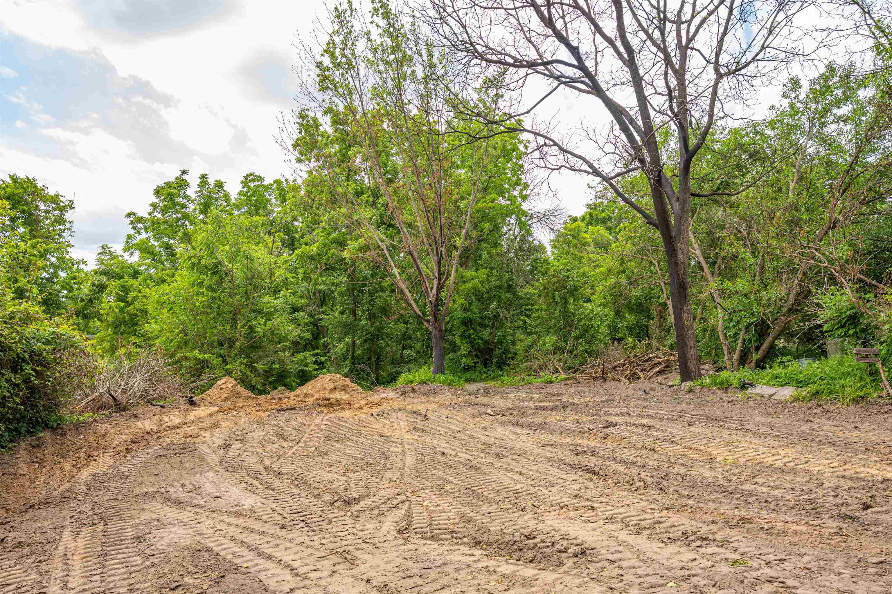 Rock Springs, Wisconsin 53961, United States, ,Land,Pending,160918