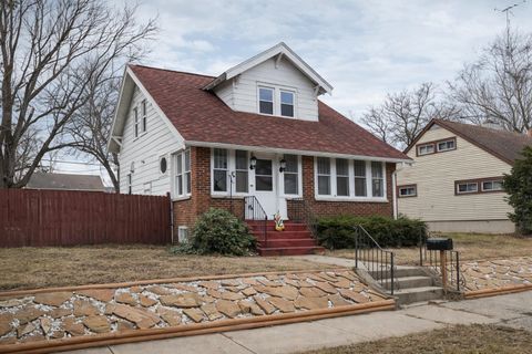 Photo of 916 Prospect Avenue, Portage, WI 53901 (MLS # 2019049)