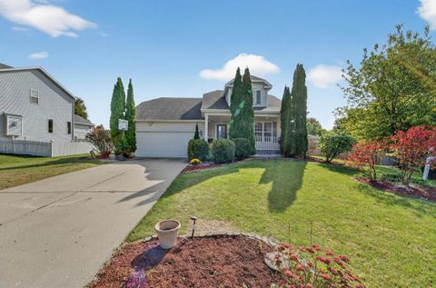 Photo of 1077 Gas Light Drive, Sun Prairie, WI 53590 (MLS # 2009800)