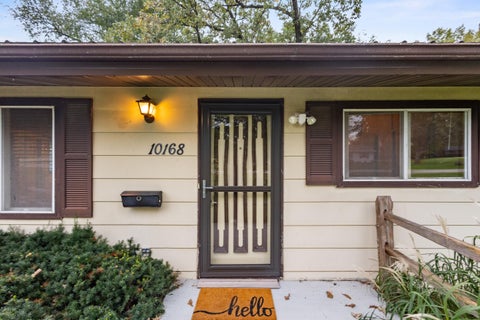 Photo of 10168 N Amber Trail, Edgerton, WI 53534 (MLS # 2033418)