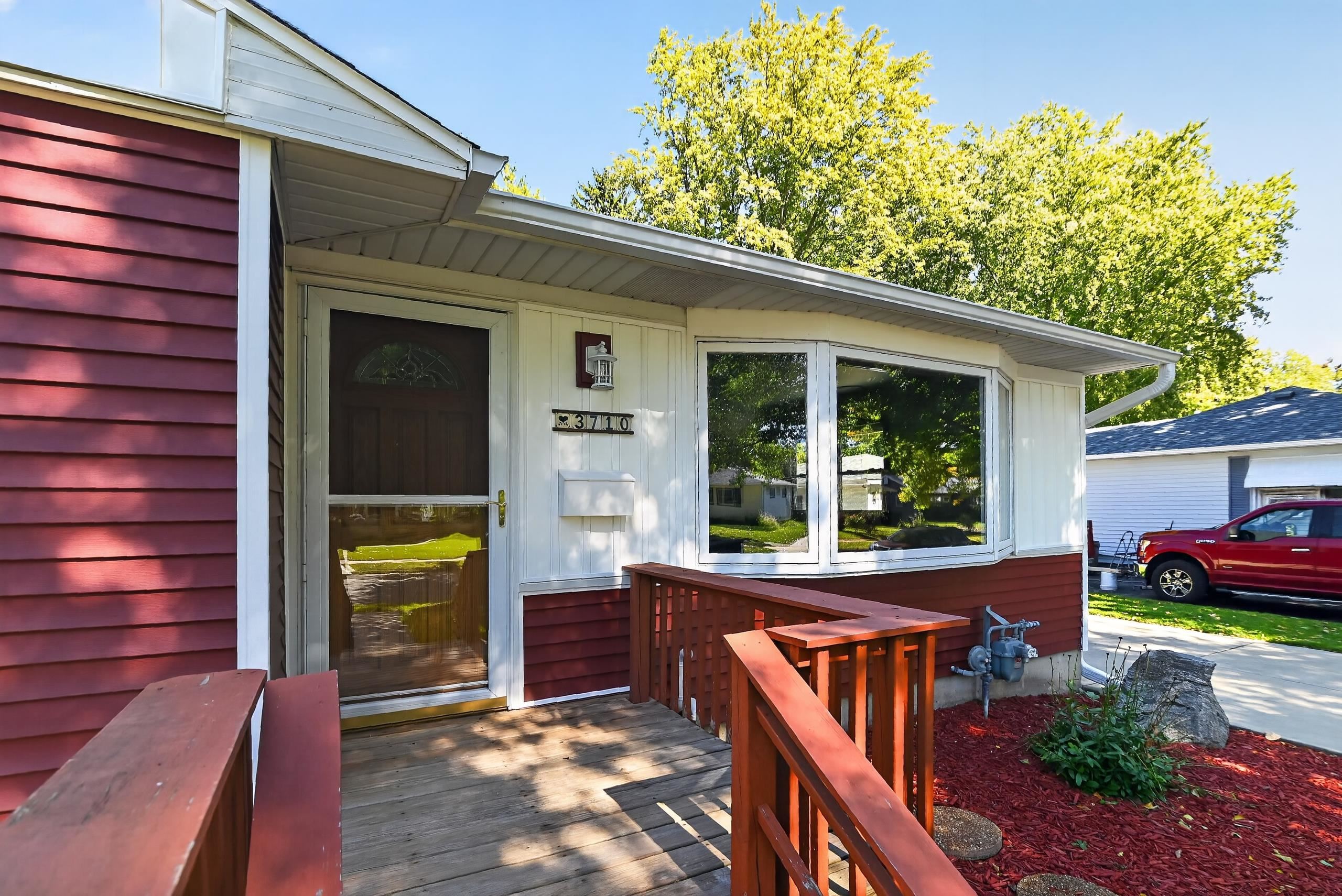 3710 Sussex Lane