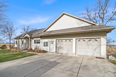 Photo of 2992 burke Road, Sun Prairie, WI 53950 (MLS # 2012557)