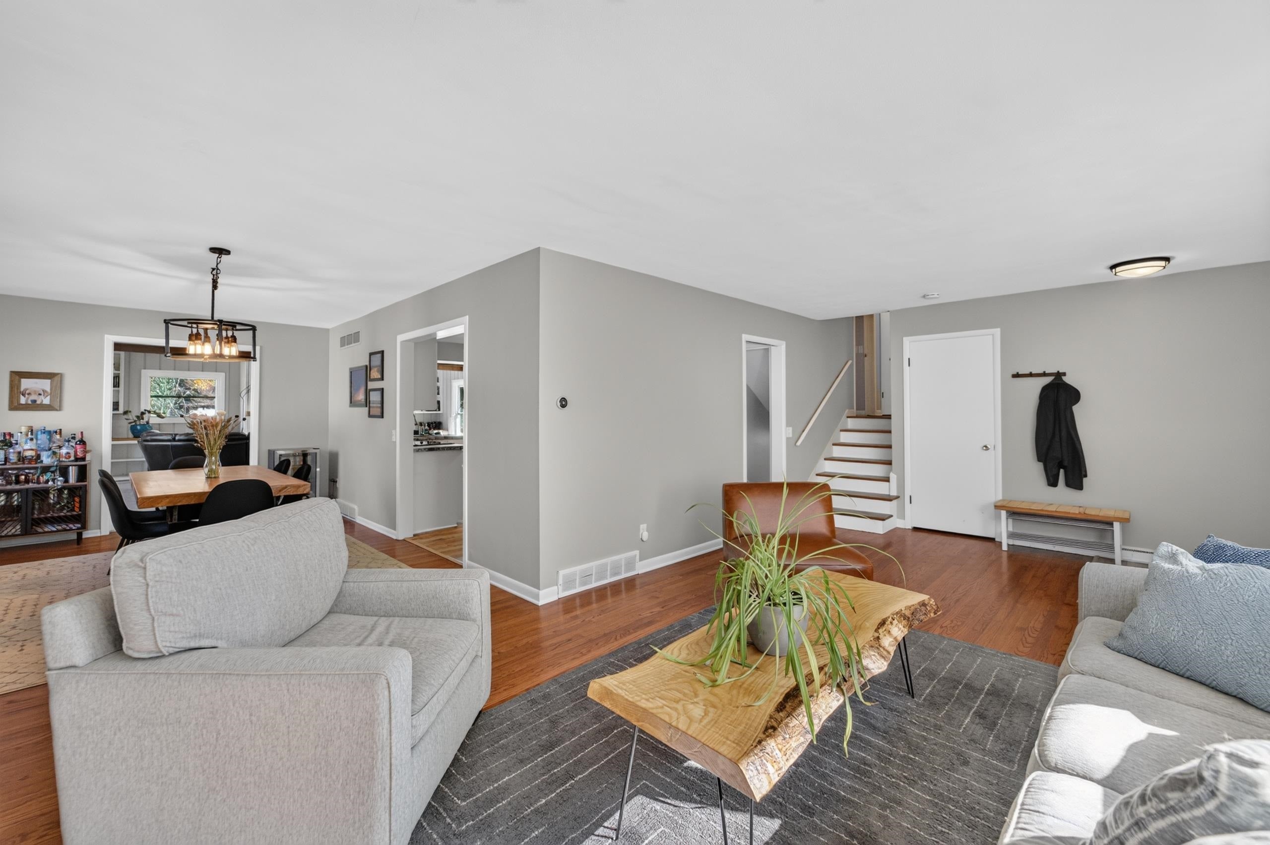 5814 Crabapple Lane