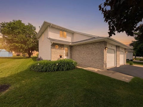 Photo of 512 Old Indian Trail, DeForest, WI 53532 (MLS # 2024876)