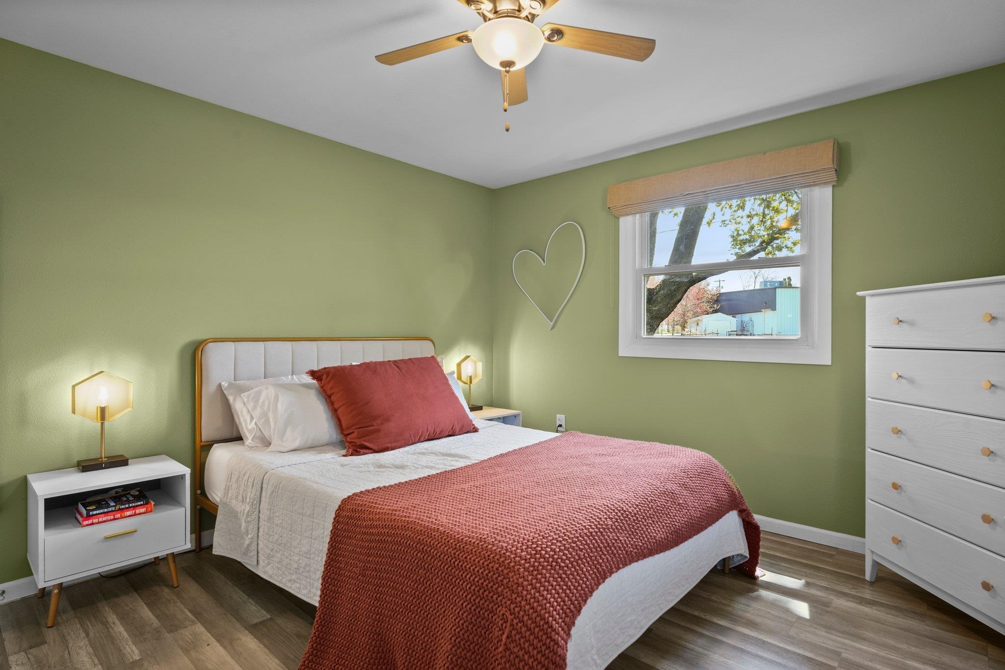 Madison, Wisconsin 53714, United States, 3 Bedrooms Bedrooms, ,1 BathroomBathrooms,Residential,Pending,140144