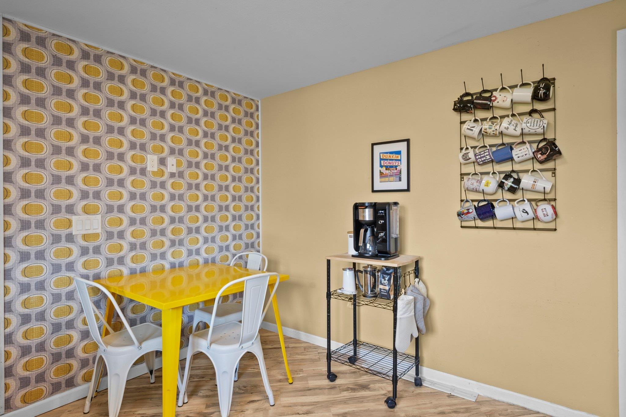 Madison, Wisconsin 53714, United States, 3 Bedrooms Bedrooms, ,1 BathroomBathrooms,Residential,Pending,140144