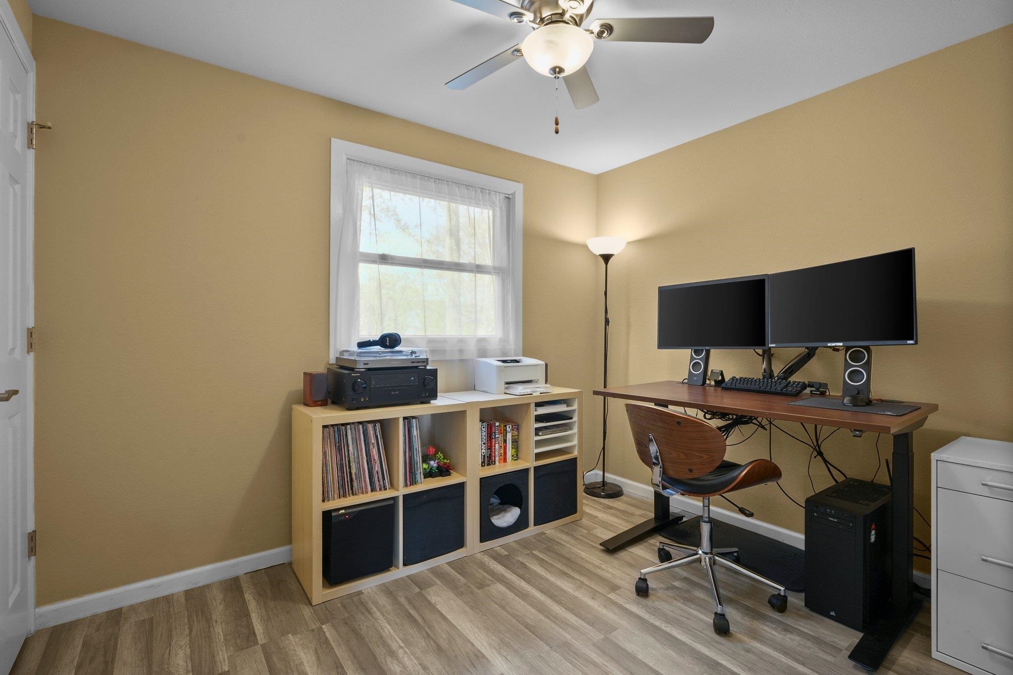 Madison, Wisconsin 53714, United States, 3 Bedrooms Bedrooms, ,1 BathroomBathrooms,Residential,Pending,140144