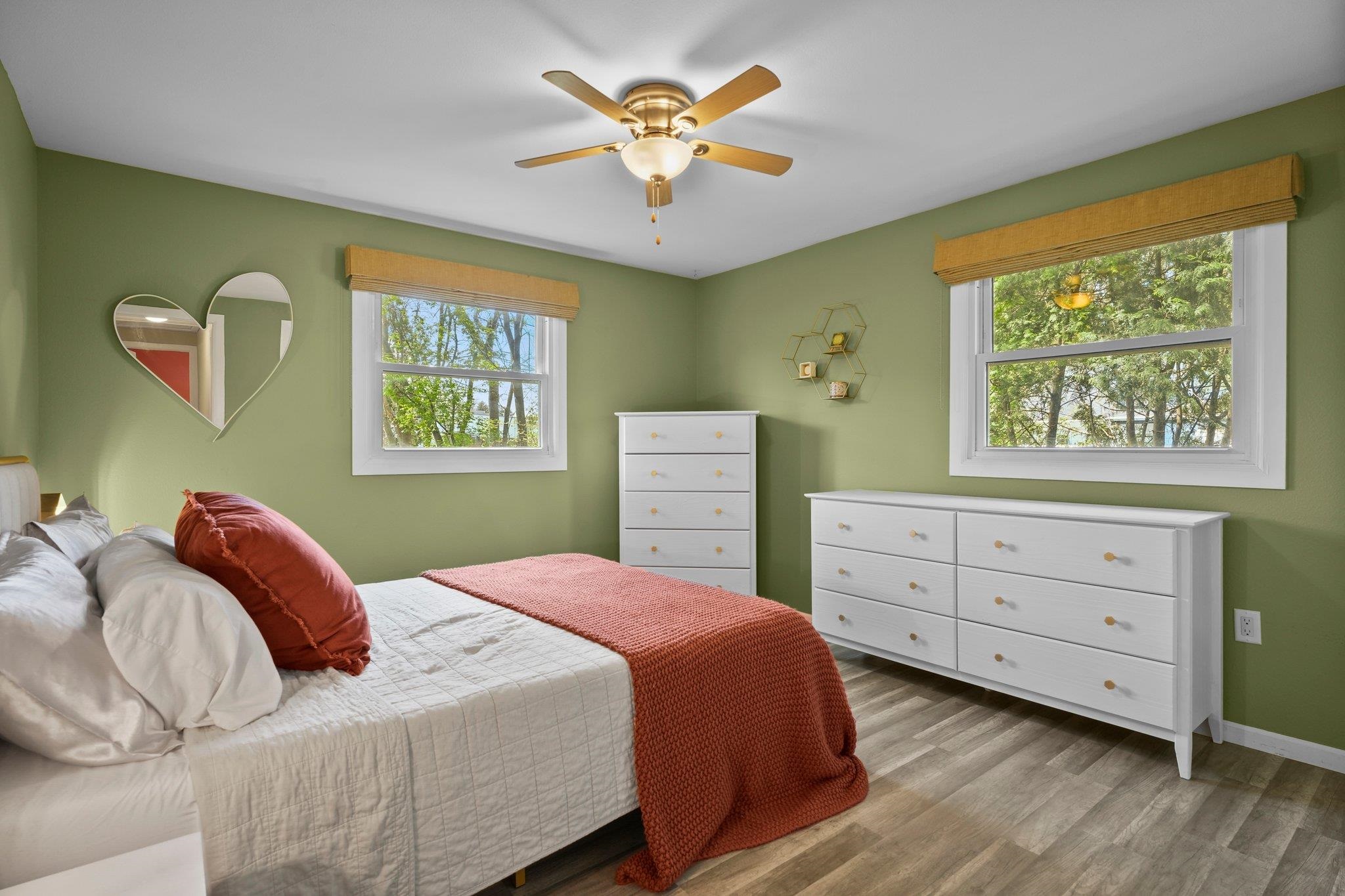 Madison, Wisconsin 53714, United States, 3 Bedrooms Bedrooms, ,1 BathroomBathrooms,Residential,Pending,140144