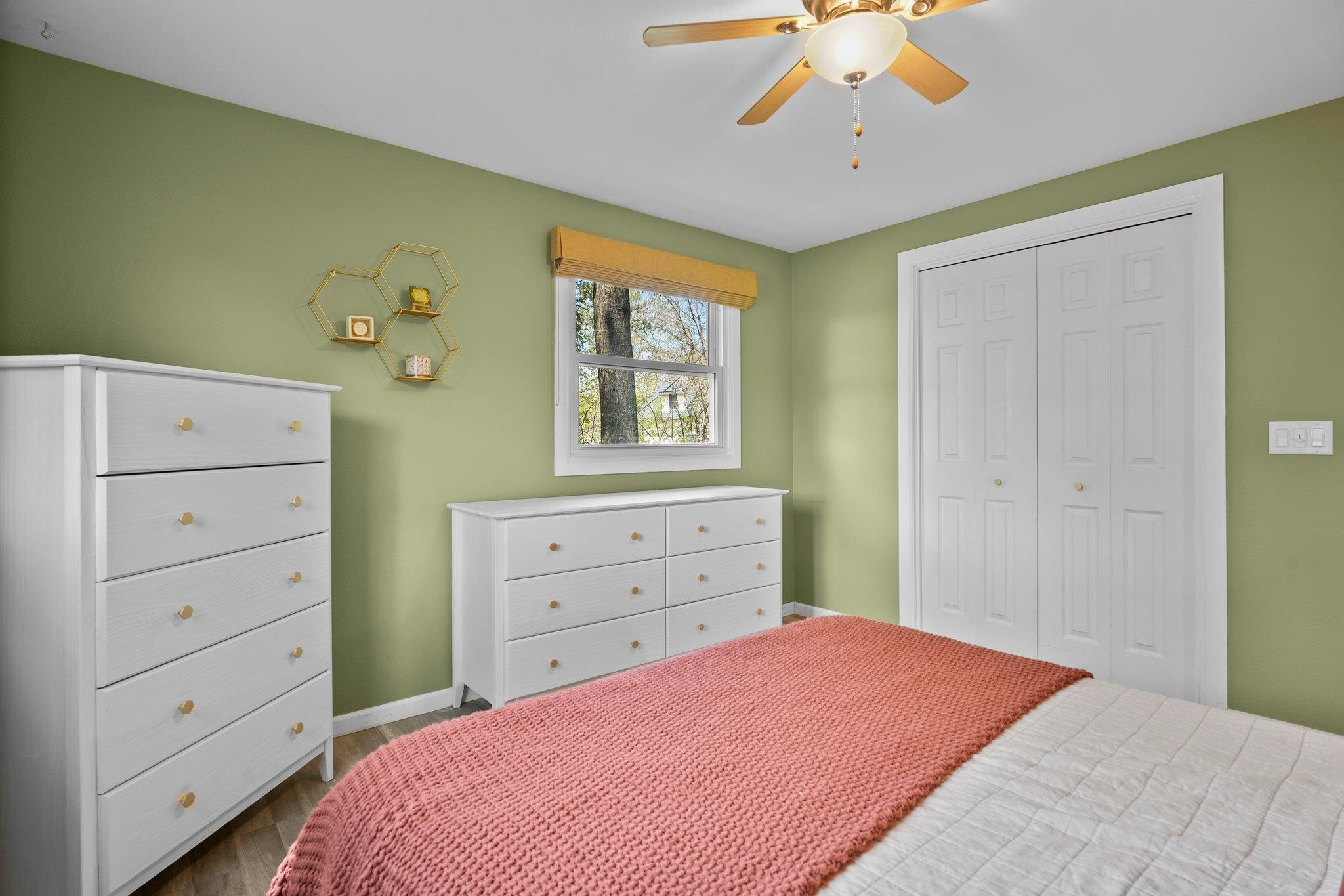 Madison, Wisconsin 53714, United States, 3 Bedrooms Bedrooms, ,1 BathroomBathrooms,Residential,Pending,140144