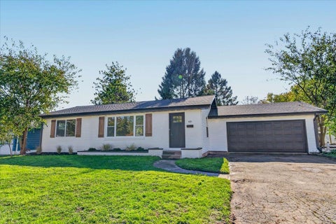 Photo of 420 Clover Lane, Fort Atkinson, WI 53538 (MLS # 2035115)