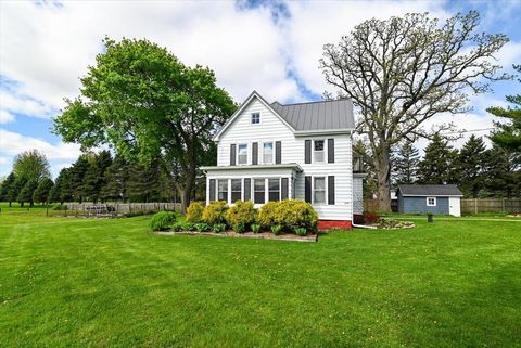 Photo of 6059 Portage Road, DeForest, WI 53532 (MLS # 2021916)