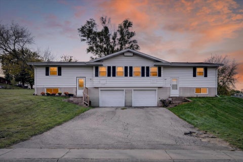 Photo of 3116 Hampshire Road, Janesville, WI 53546 (MLS # 2034873)