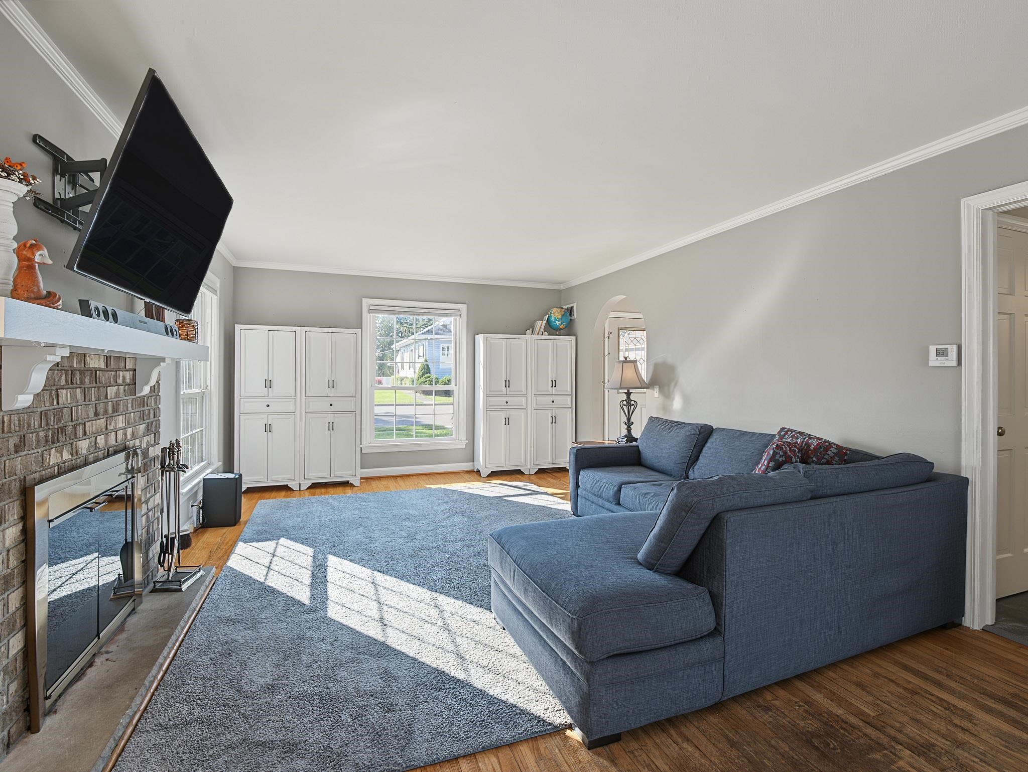 414 E Merrimac Street - Photo 4