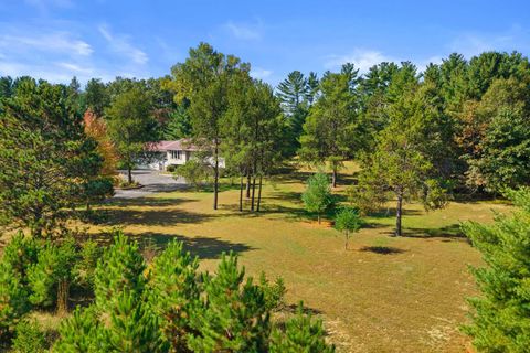 Tiny photo for 859 6th Avenue, Hancock, WI 54943 (MLS # 2010625)