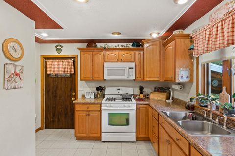 Tiny photo for 859 6th Avenue, Hancock, WI 54943 (MLS # 2010625)