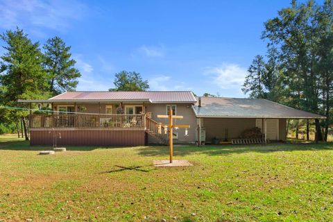 Tiny photo for 859 6th Avenue, Hancock, WI 54943 (MLS # 2010625)