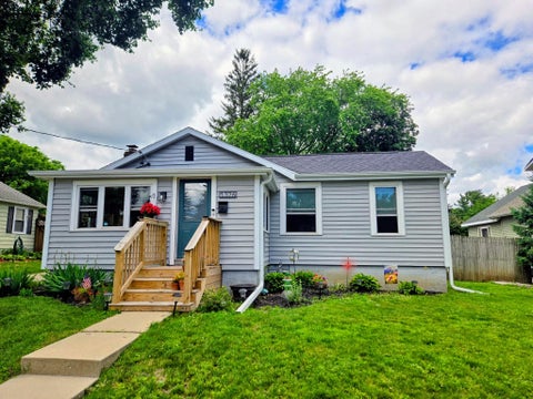 Property photo of 1326 Gartland Avenue, Janesville, WI 53548