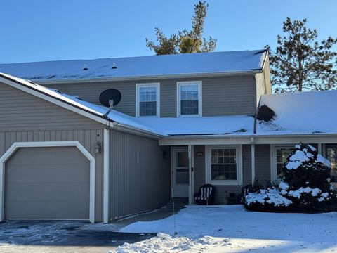 Photo of 602 Saddle Ridge, Portage, WI 53901 (MLS # 2016074)
