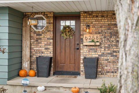 Tiny photo for 6258 Fox Run, DeForest, WI 53532 (MLS # 2012742)