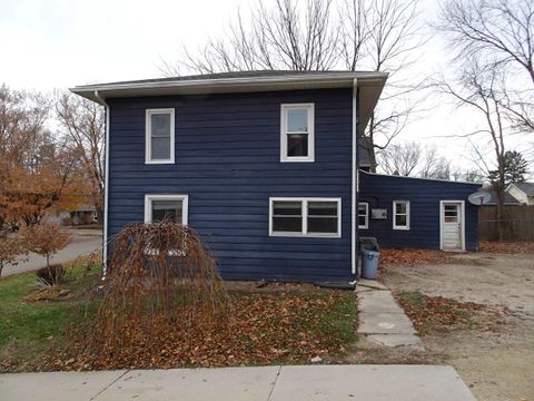 Tiny photo for 701 Blaine Street, Edgerton, WI 53534 (MLS # 2012897)