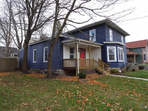 Tiny photo for 701 Blaine Street, Edgerton, WI 53534 (MLS # 2012897)