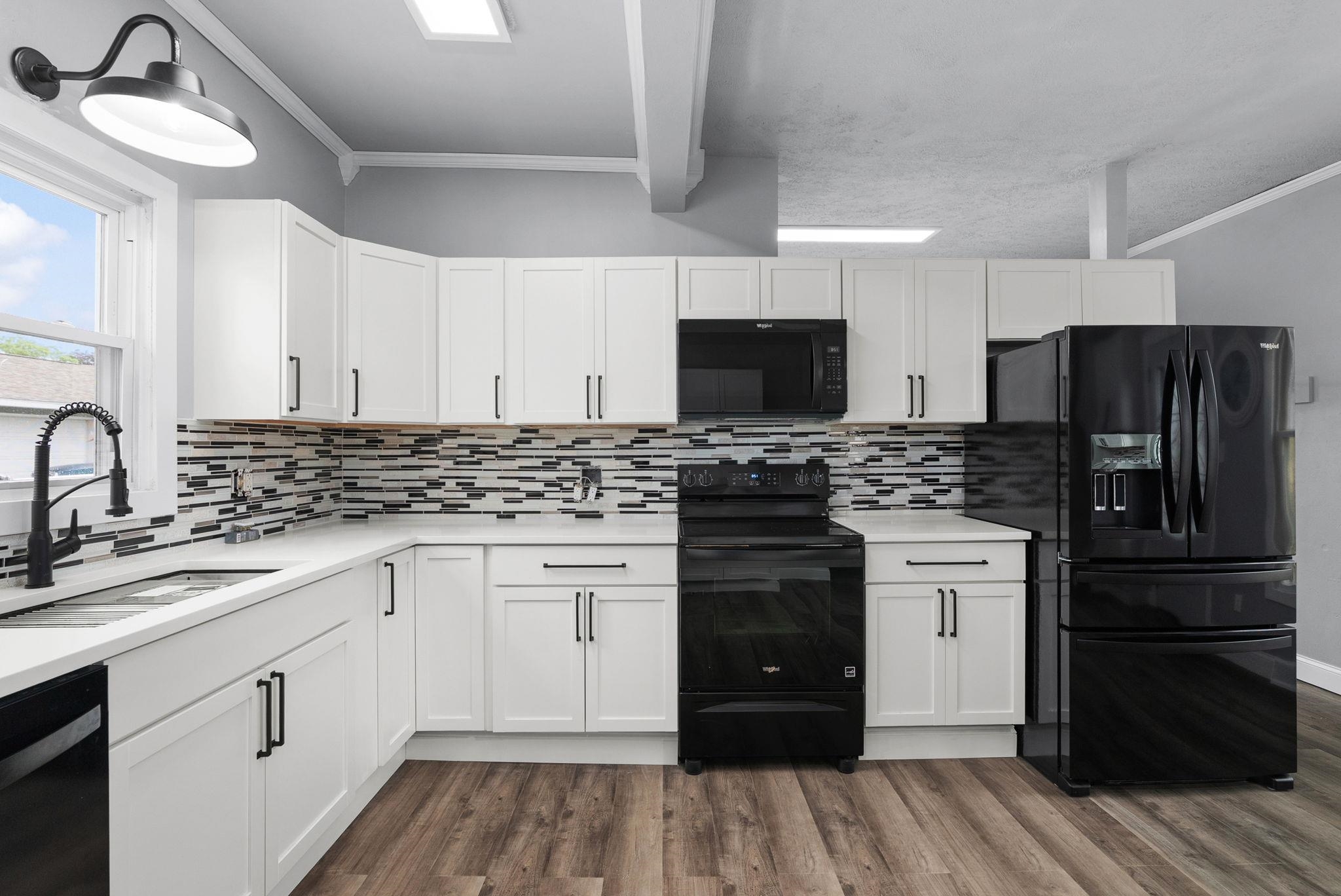 122 S 1st Street - Photo 4