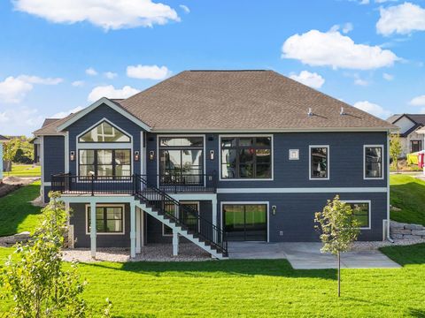 Photo of 1302 Moll Drive, Waunakee, WI 53597 (MLS # 2022630)