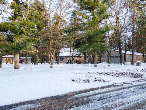 Photo of 1094 10th Avenue, Hancock, WI 54943 (MLS # 2019296)