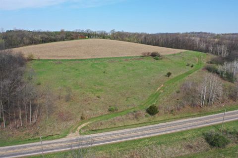 Photo of 15 Acres +/- Cty Rd E, Mount Horeb, WI 53572 (MLS # 2021772)