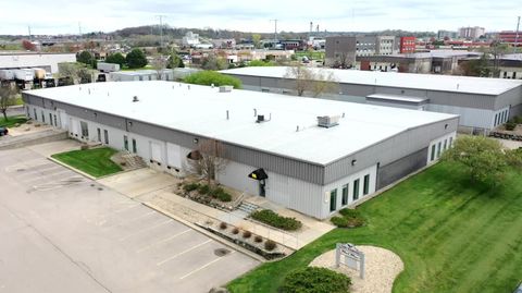 Photo of 2211 Eagle Drive, Middleton, WI 53562 (MLS # 2018655)