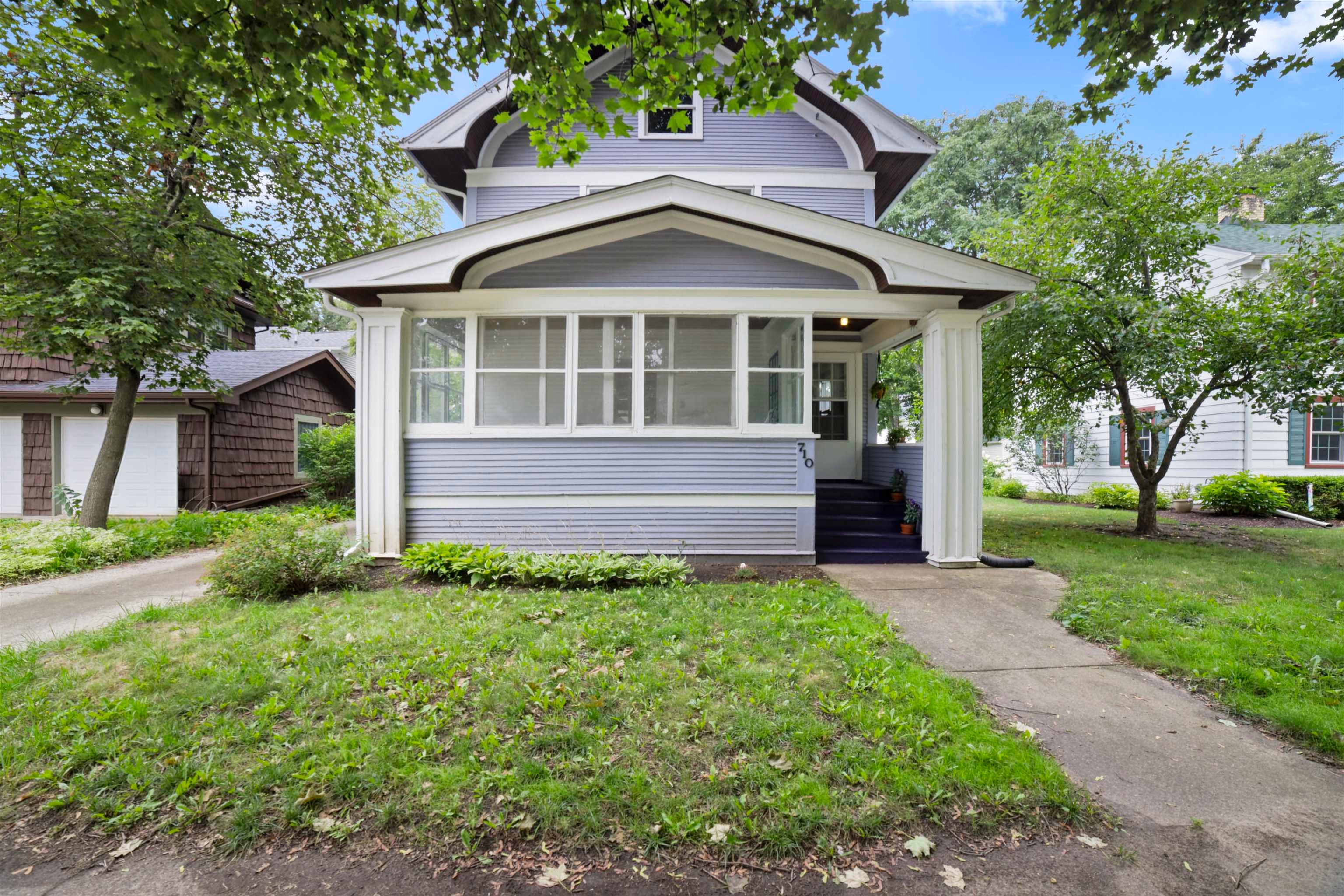 710 Harrison Avenue - Photo 2