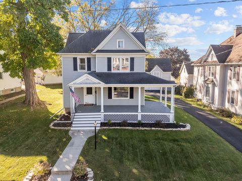 Photo of 315 E Jackson Street, Ripon, WI 54971 (MLS # 2010405)