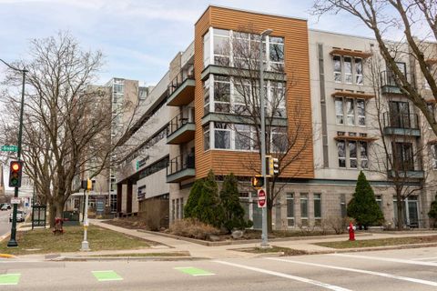 Photo of 15 S Broom Street 401 #401, Madison, WI 53703 (MLS # 2019408)