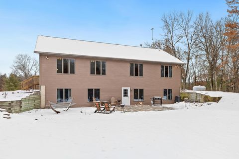 Photo of W4838 28th Street, Necedah, WI 54646 (MLS # 2015837)