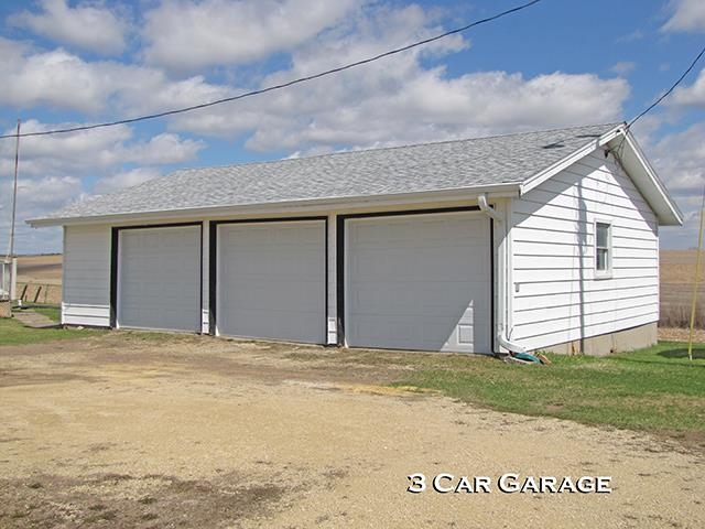 7574 County Road D Road