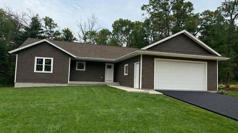 Photo of 1021 Cynthia Lane, Wisconsin Dells, WI 53965 (MLS # 2024303)