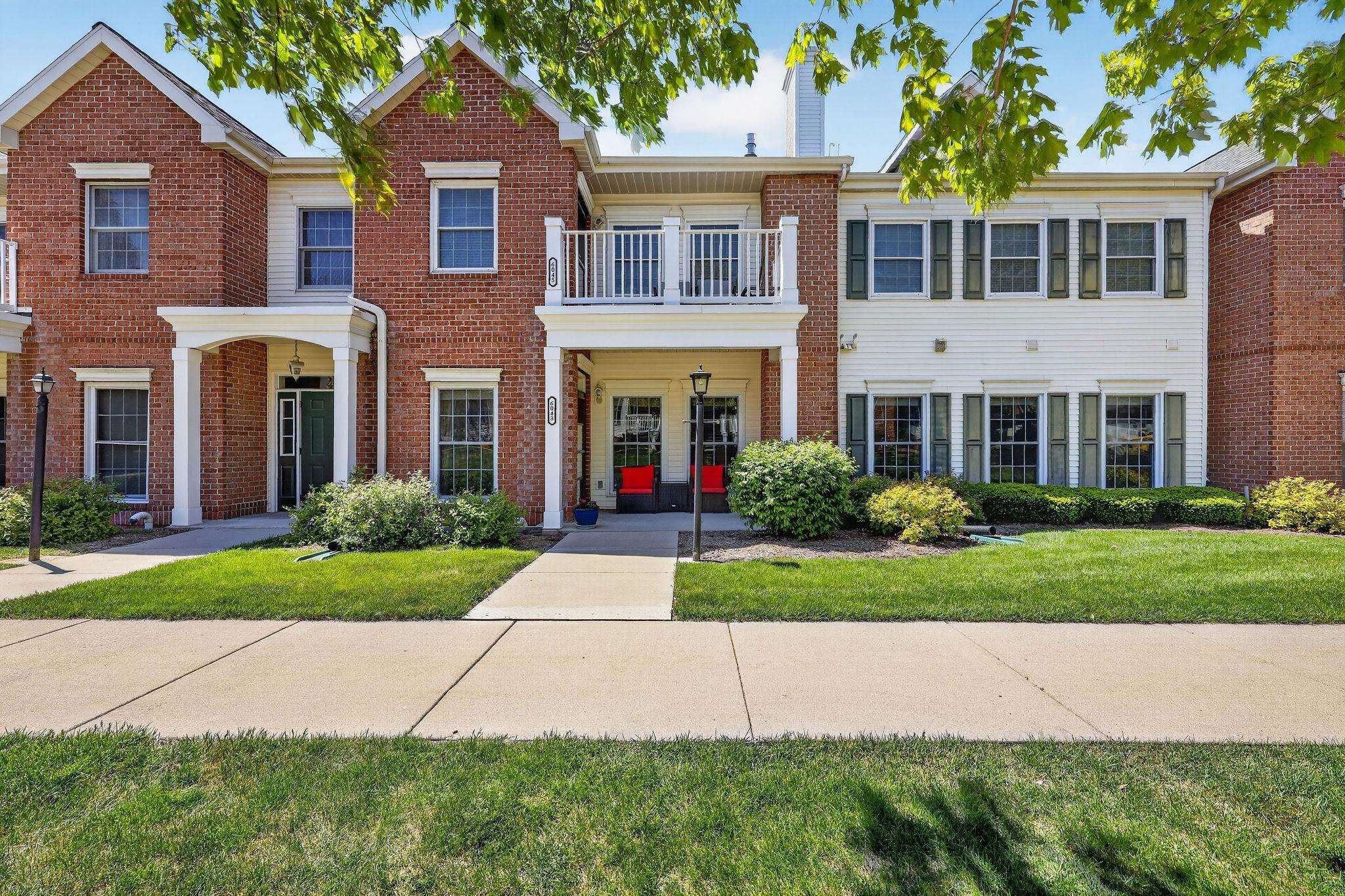 6043 Cottontail Trail