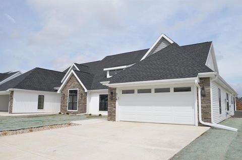 Photo of 314 Willow Street, Pardeeville, WI 53954 (MLS # 1998030)