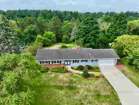 Photo of 921 Park Ridge Road, Janesville, WI 53546 (MLS # 2029899)