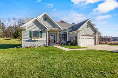 Photo of W2608 Menominee Drive, Markesan, WI 53968 (MLS # 2012185)