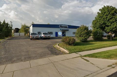 Photo of 1211 Hobbs Drive, Delavan, WI 53115 (MLS # 2020507)