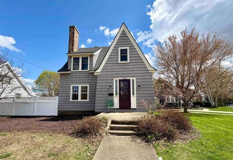 Photo of 1202 E Court Street, Janesville, WI 53545 (MLS # 2020916)