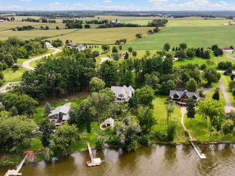 Photo of 8523 N Stone Farm Road, Edgerton, WI 53534 (MLS # 2018104)